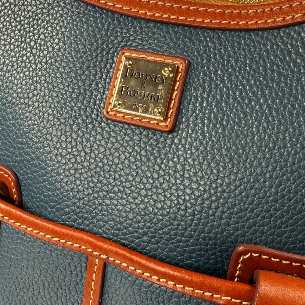 Dooney & Bourke Pebble Grain Shoulder Bag NWOT - Picture 10 of 13